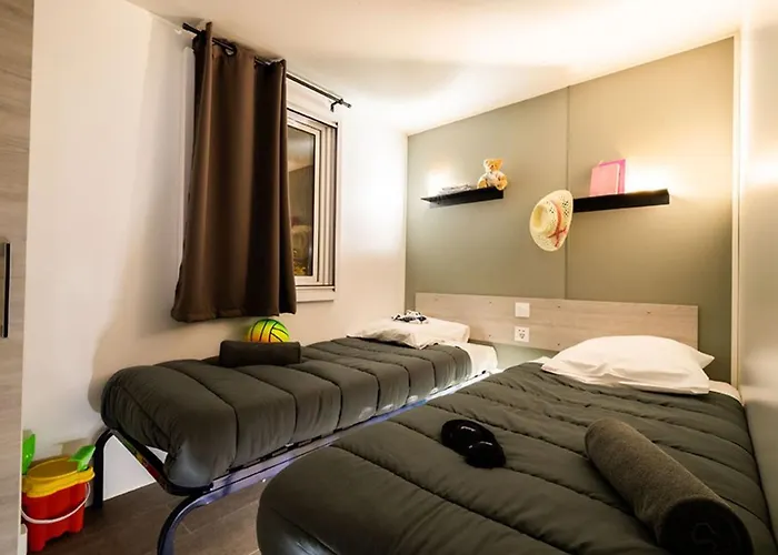 营地 Mobil-home 6 Pers Avec Terrasse A - Api-1-52-830